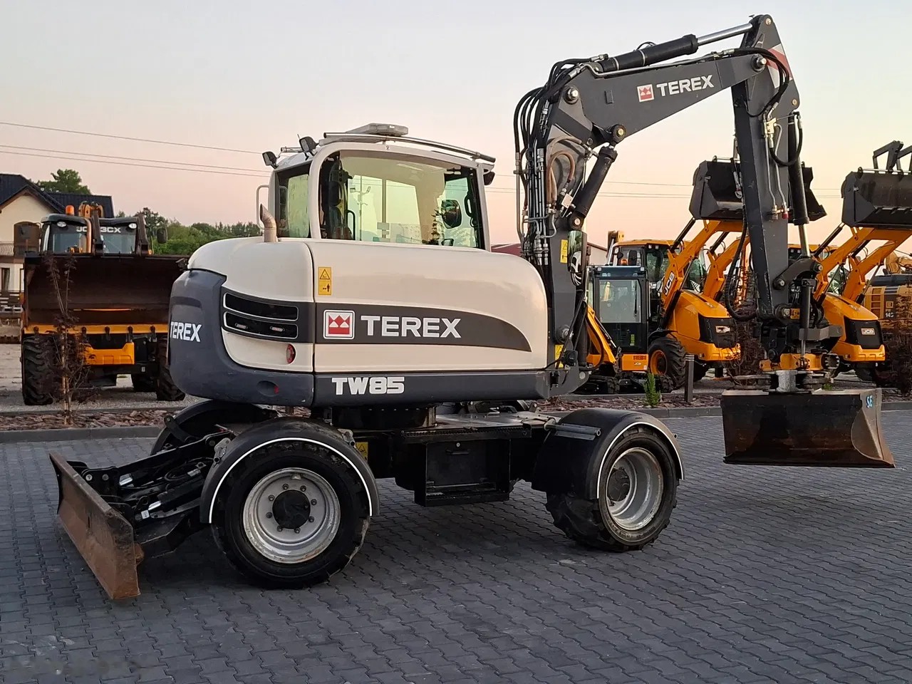 2015 Terex SCHAEFF, 9 400 mth, dovoz Skladom v EÚ — foto 12 z 15