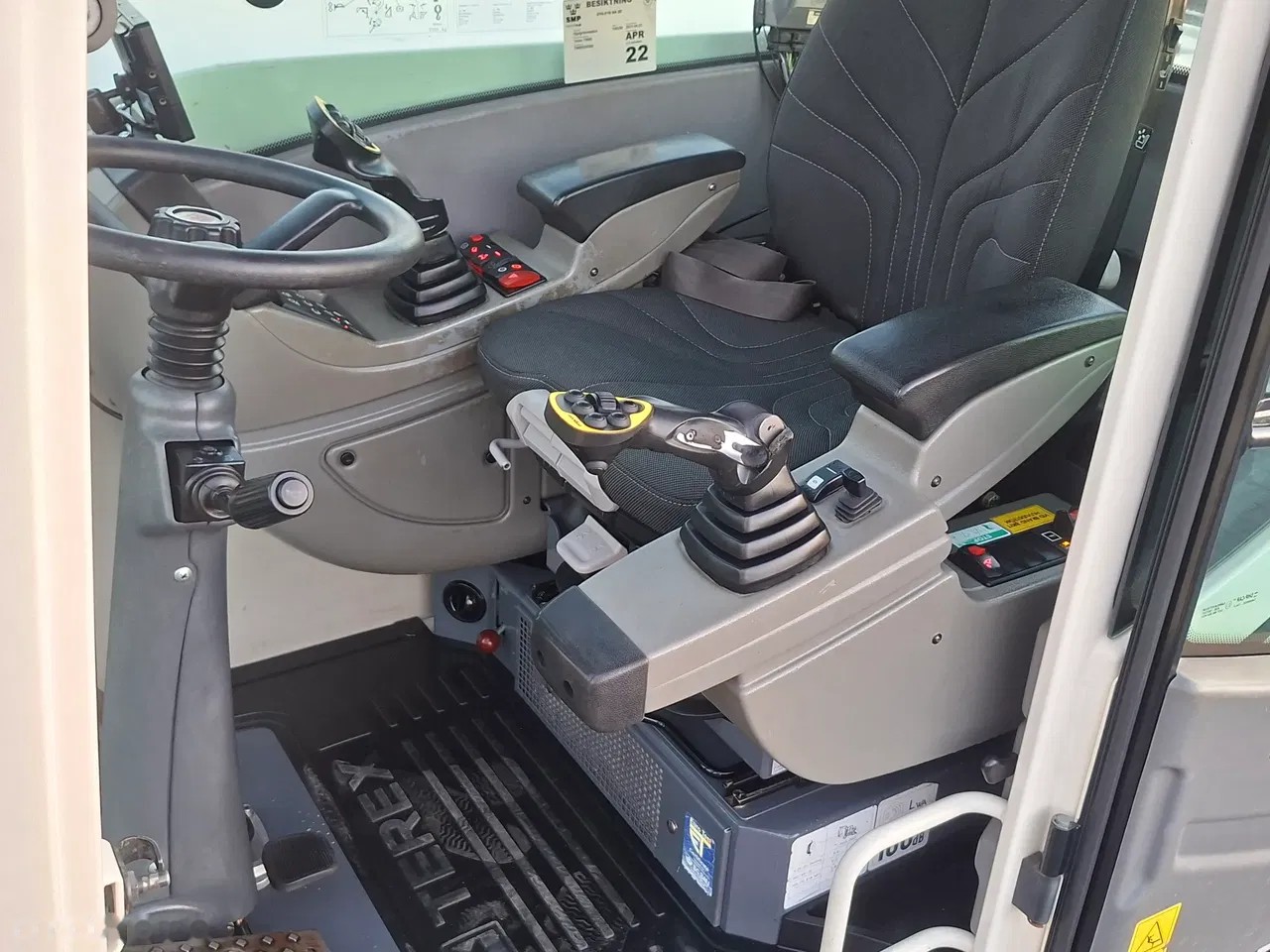 2015 Terex SCHAEFF, 9 400 mth, dovoz Skladom v EÚ — foto 3 z 15