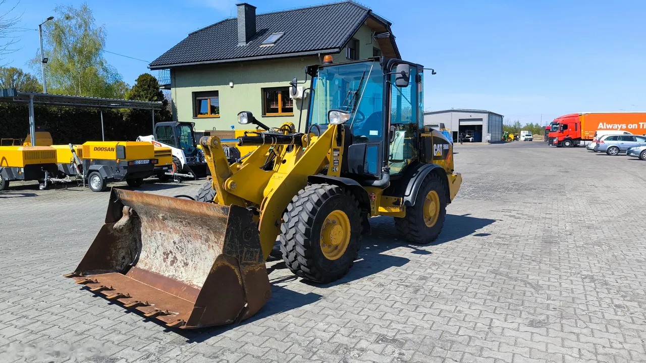 2017 Caterpillar 906 M, 4 430 mth, dovoz Skladom v EÚ — foto 1