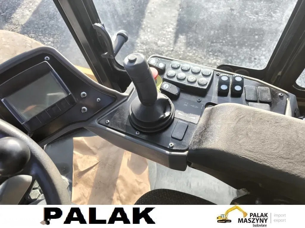 2018 Caterpillar VÁLEC, 5 001 mth, dovoz Skladom v EÚ — foto 15 z 18