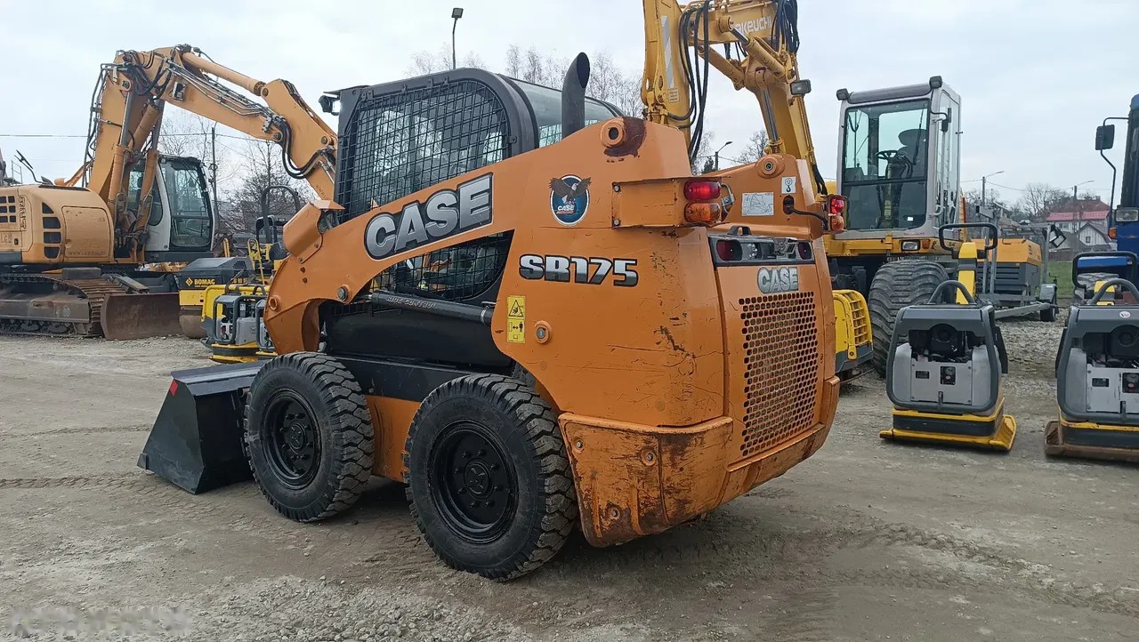 2014 Case SR 175, 3 000 mth, dovoz Skladom v EÚ — foto 9 z 13