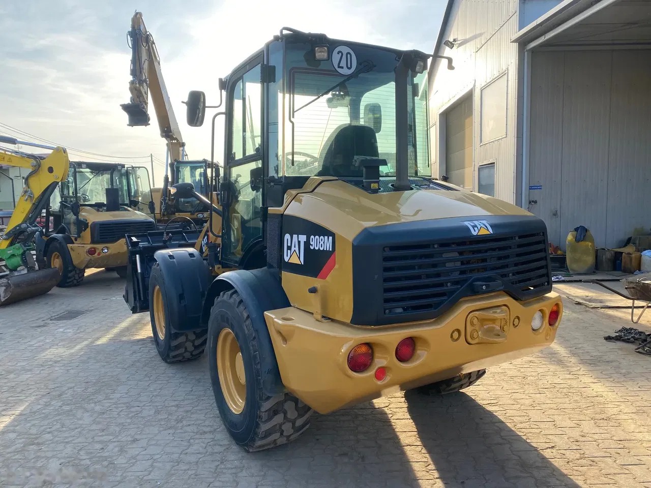 2017 Caterpillar, 3 900 mth, dovoz Skladom v EÚ — foto 5 z 24