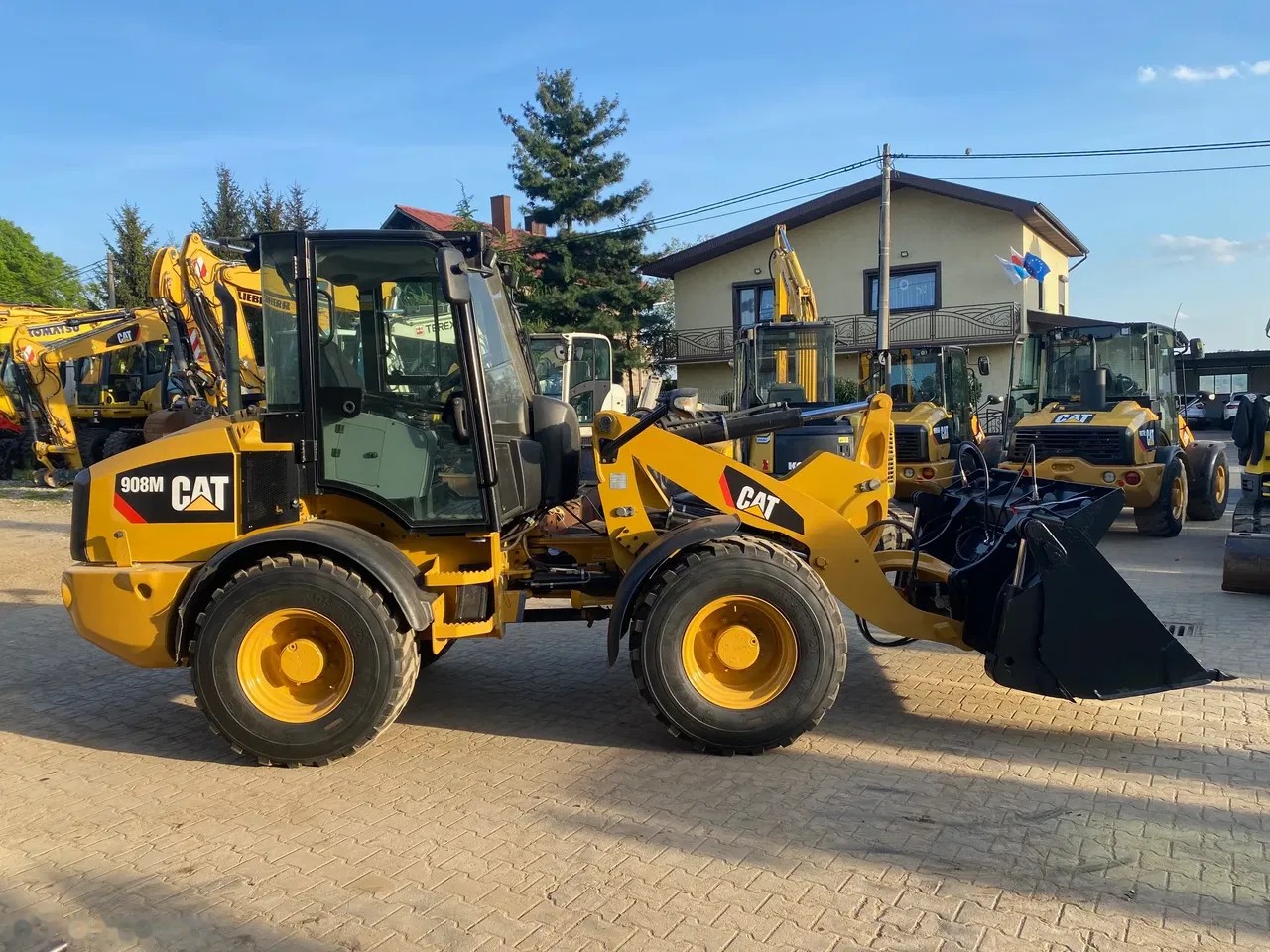 2017 Caterpillar, 3 900 mth, dovoz Skladom v EÚ — foto 7 z 24
