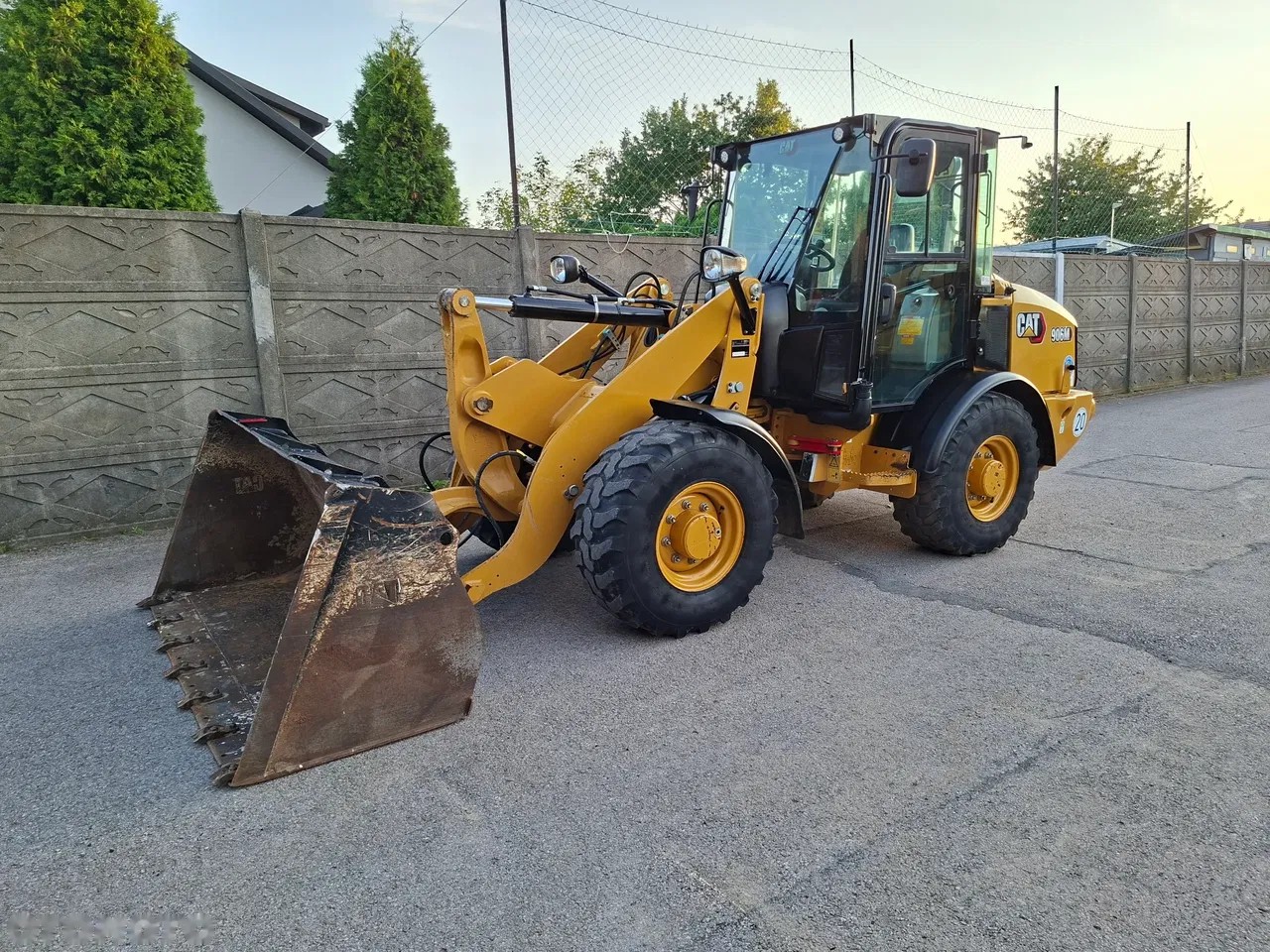 2020 Caterpillar CAT 906 M, 2 050 mth, dovoz Skladom v EÚ — foto 1