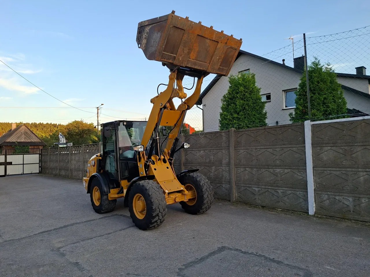 2020 Caterpillar CAT 906 M, 2 050 mth, dovoz Skladom v EÚ — foto 13 z 24