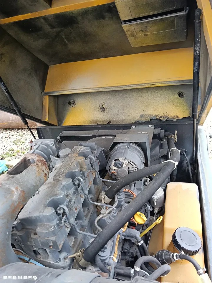 2005 Atlas Copco XAS 97 DD, 1 700 mth, dovoz Skladom v EÚ — foto 4 z 9