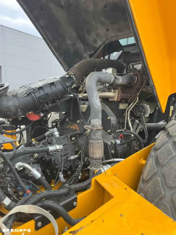 2017 JCB VIBROMAX, 2 849 mth, dovoz Skladom v EÚ — foto 3 z 24
