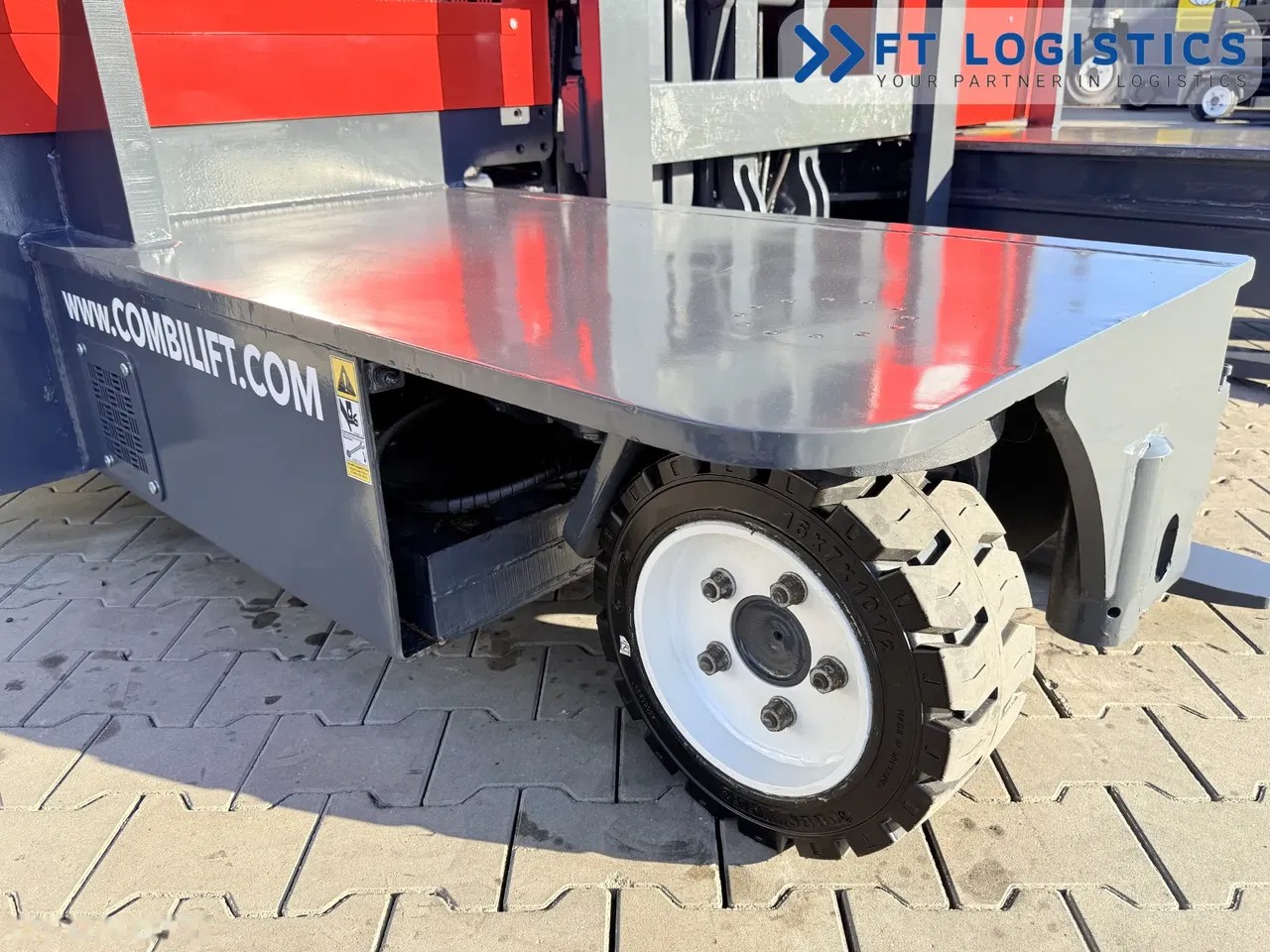2018 Combilift WÓZEK, 6 099 mth, dovoz Skladom v EÚ — foto 12 z 24