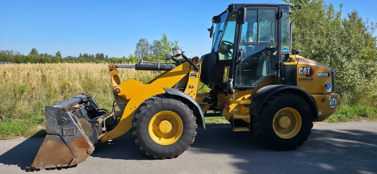 2020 Caterpillar 908M, 1 986 mth, dovoz Skladom v EÚ — foto 1