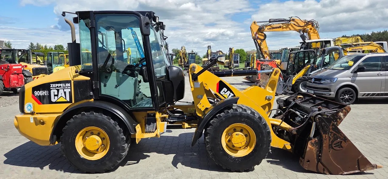 2015 Caterpillar, 2 900 mth, dovoz Skladom v EÚ — foto 5 z 22