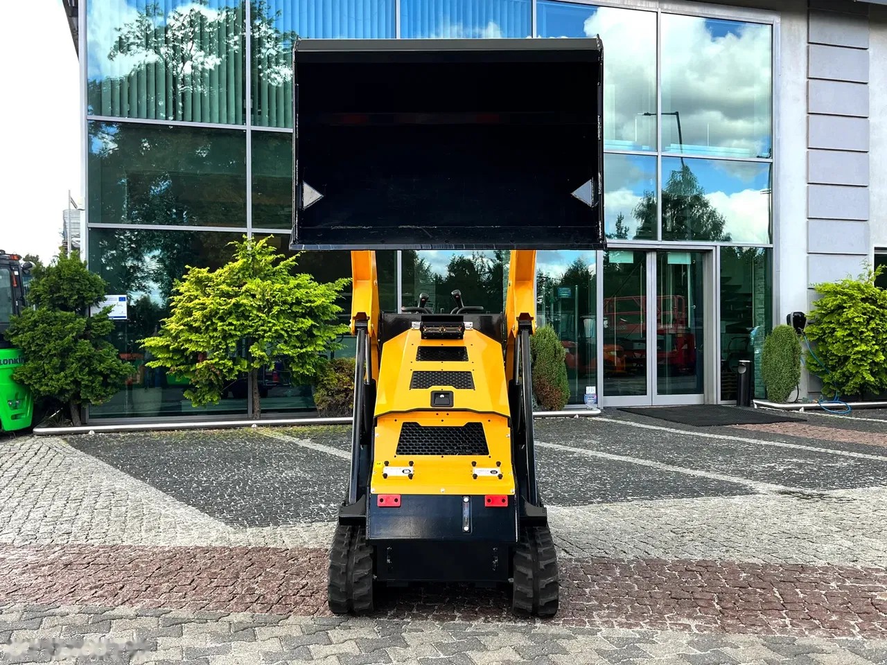 2026 Günstig LT-035 skid steer, dovoz Skladom v EÚ — foto 4 z 16