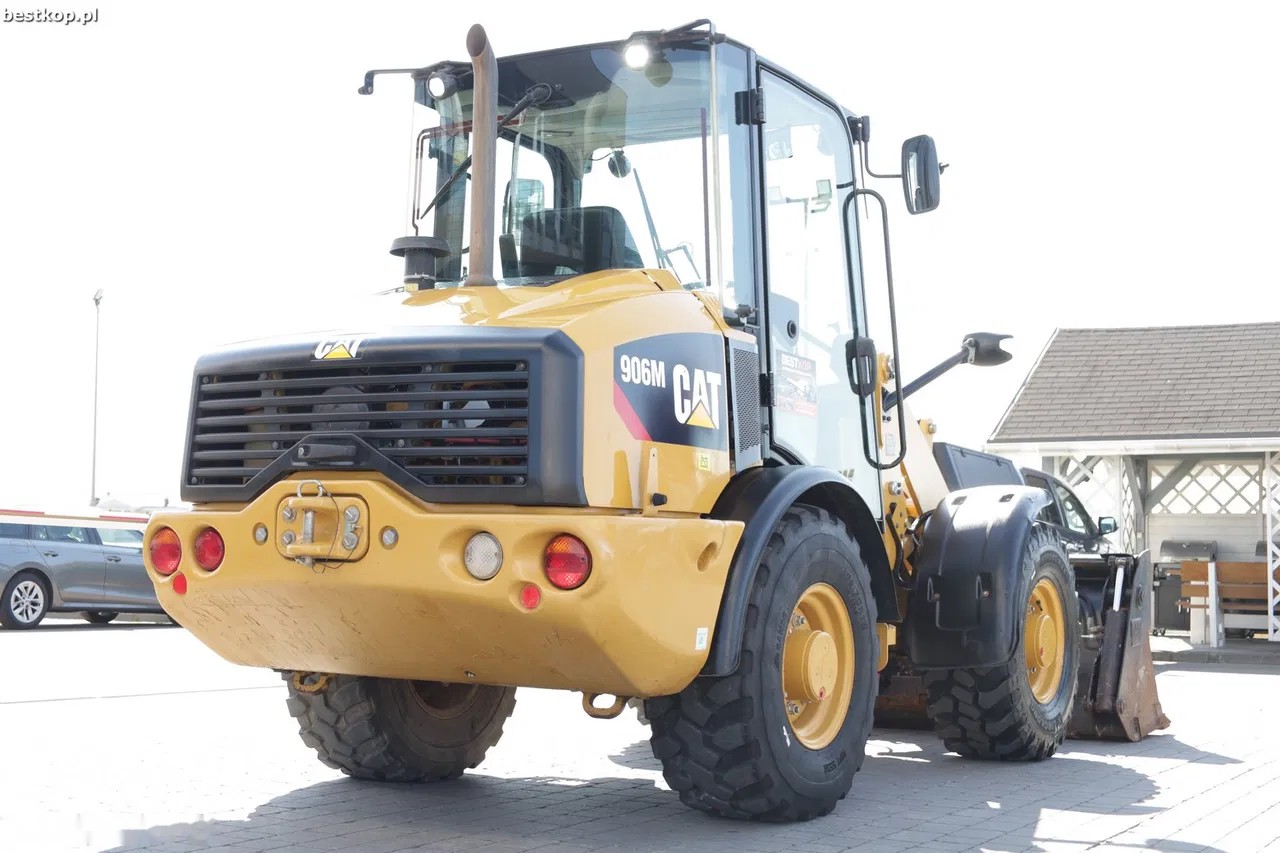 2020 Caterpillar CAT 906M, 2 160 mth, dovoz Skladom v EÚ — foto 8 z 24