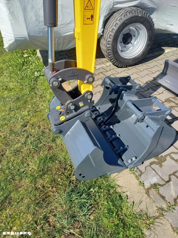 2024 New Holland E 18 D, 2 mth, dovoz Skladom v EÚ — foto 2 z 3
