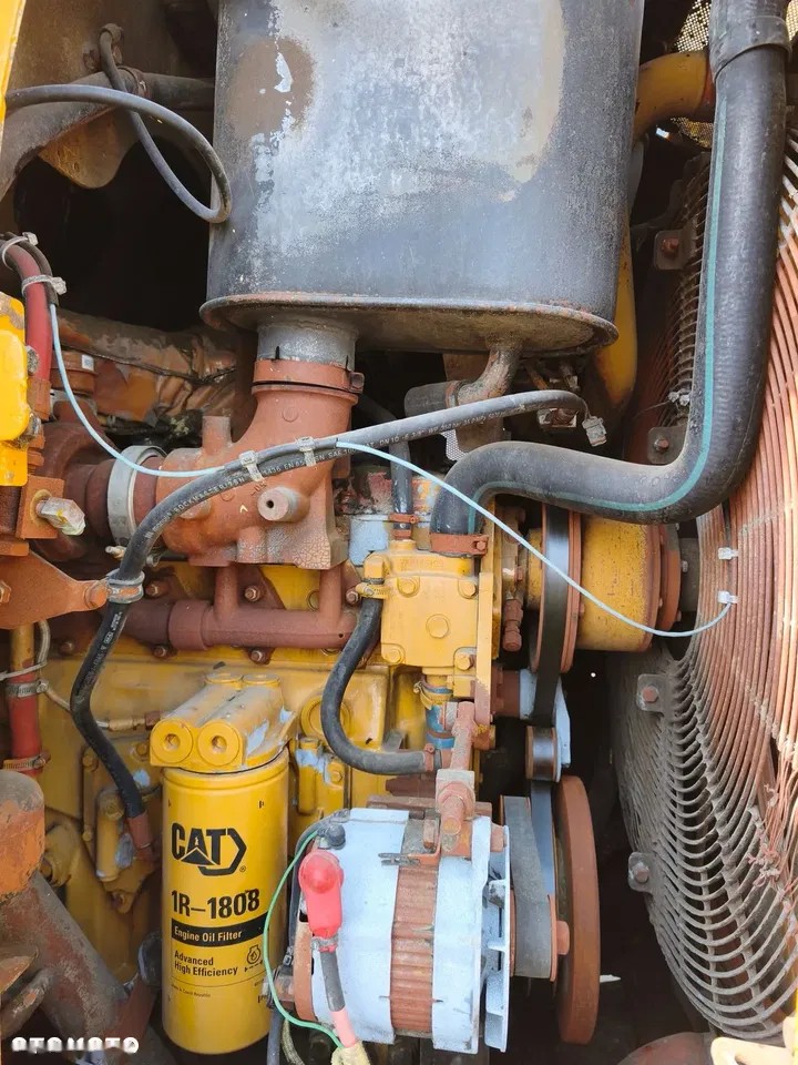 2013 Caterpillar 973D, dovoz Skladom v EÚ — foto 6 z 12