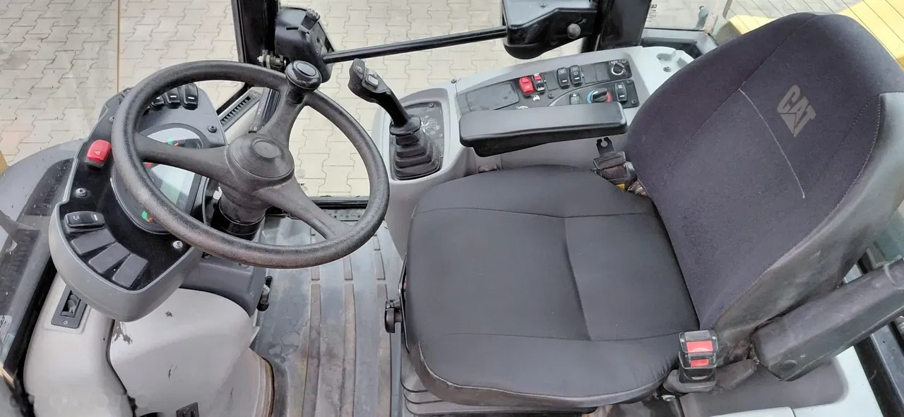 2017 Caterpillar 906, 3 800 mth, dovoz Skladom v EÚ — foto 5 z 8
