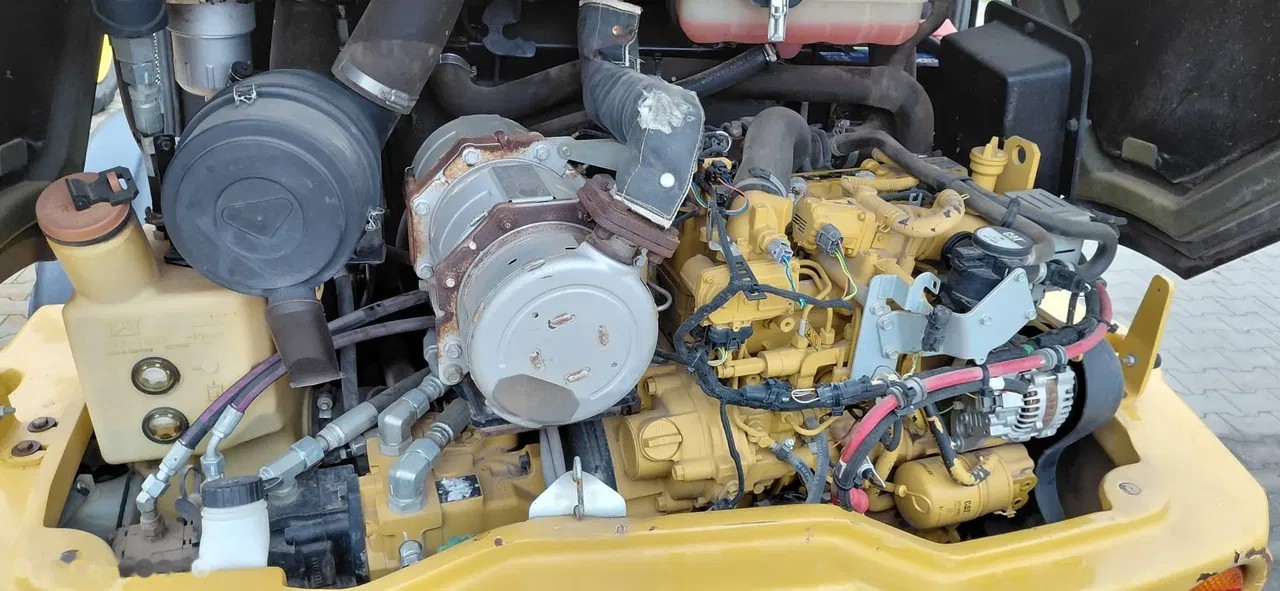 2017 Caterpillar 906, 3 800 mth, dovoz Skladom v EÚ — foto 8 z 8