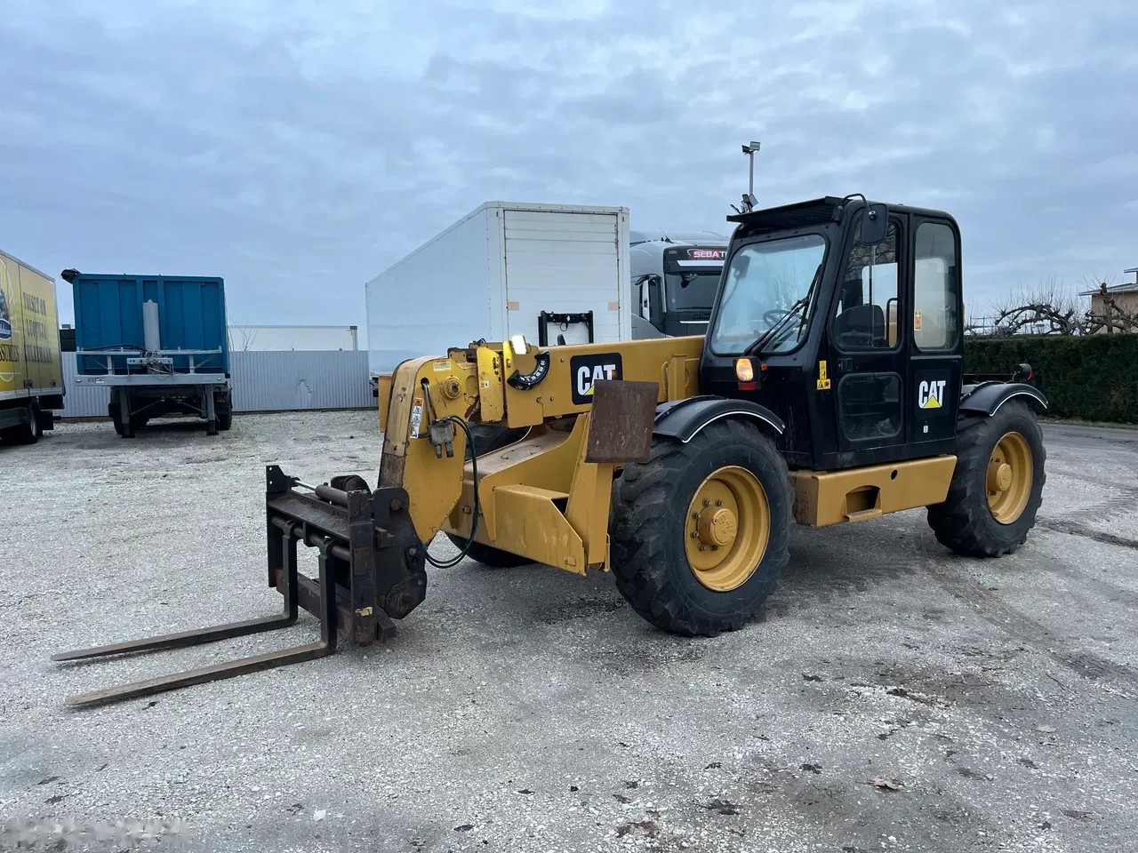2002 Caterpillar, 10 000 mth, dovoz Skladom v EÚ — foto 9 z 24