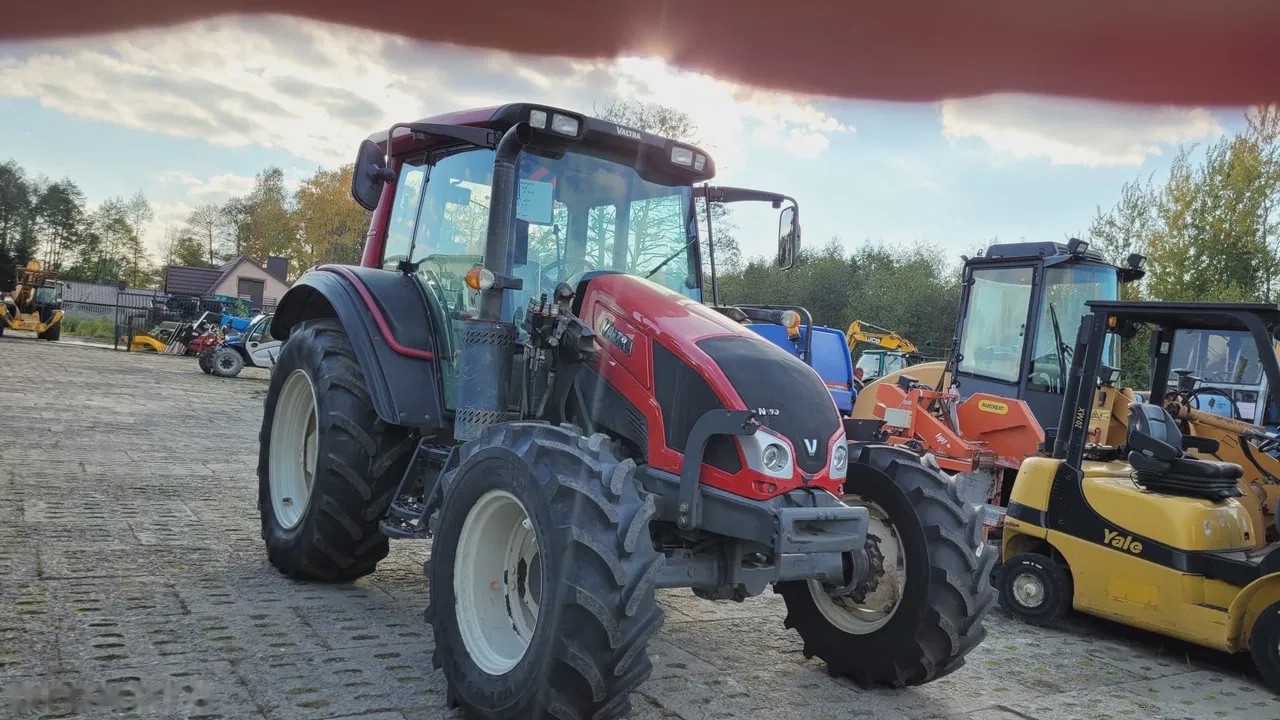 2016 Valtra N93, 7 265 mth, dovoz Skladom v EÚ — foto 2 z 14