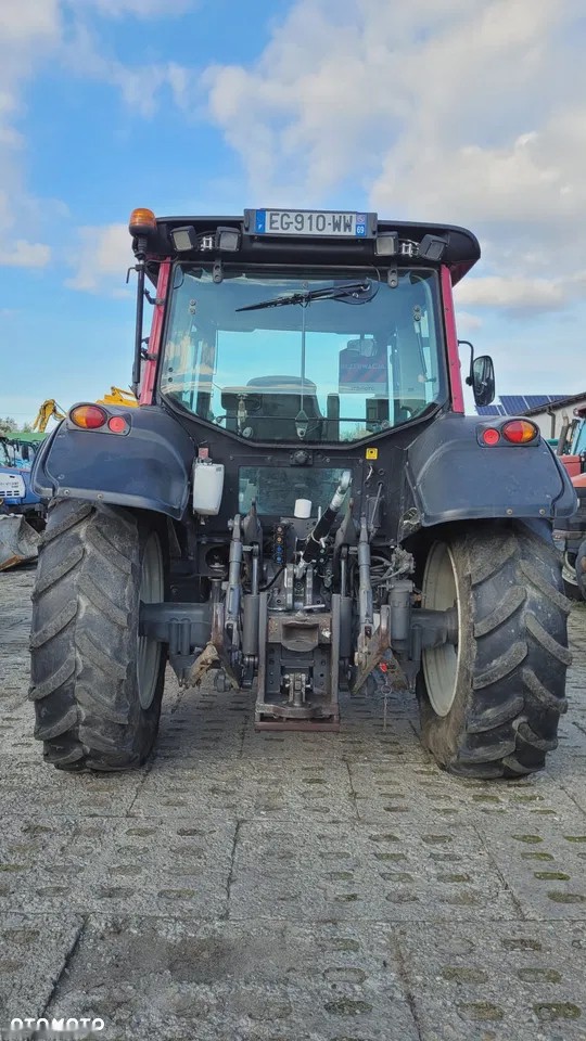 2016 Valtra N93, 7 265 mth, dovoz Skladom v EÚ — foto 6 z 14