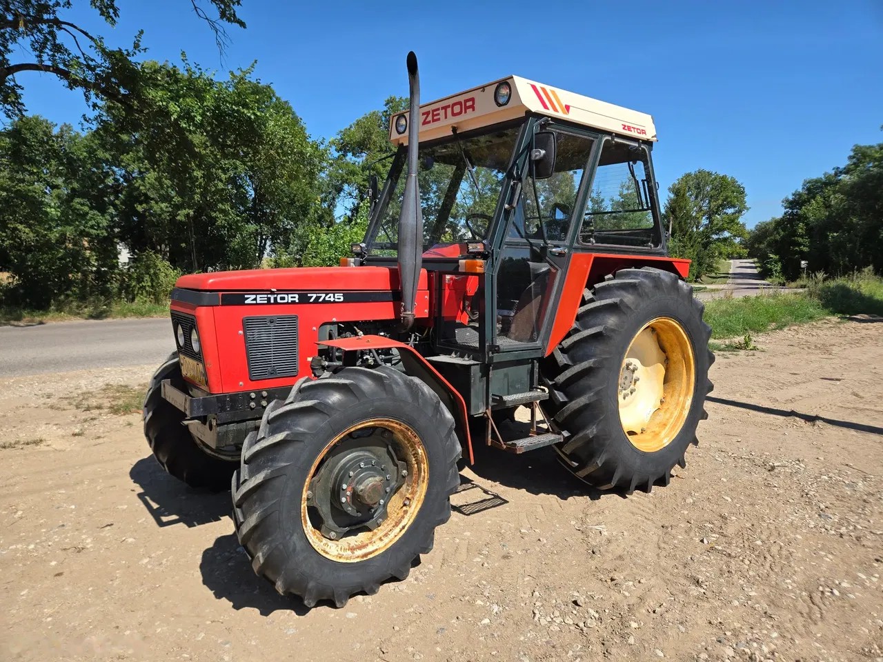 1987 Zetor 7745 Export 4WD, 2 500 mth, dovoz Skladom v EÚ — foto 1 | AMECAR 1987 Zetor 7745 Export 4WD, 2 500 mth, dovoz Skladom v EÚ — foto 1