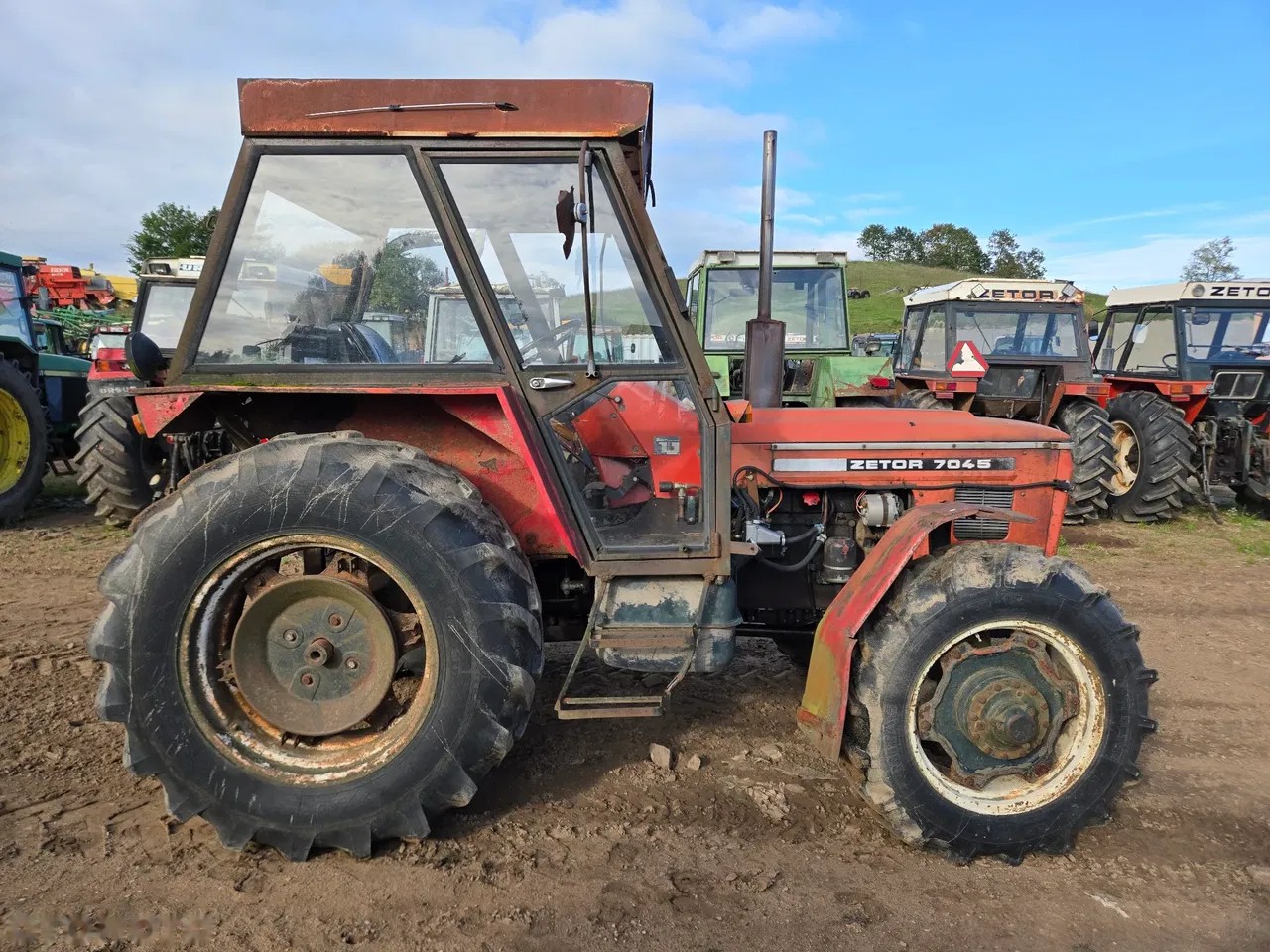 1984 Zetor 7045 Export 4WD, dovoz Skladom v EÚ — foto 3 z 10