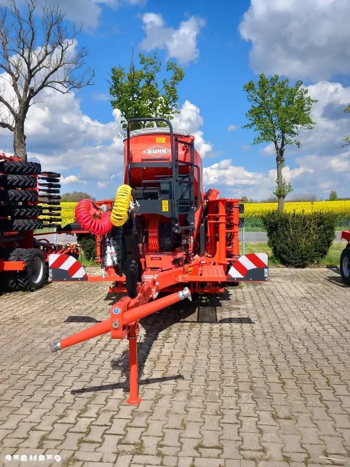 2023 Kuhn Espro 4000, dovoz Skladom v EÚ — foto 1 z 19 2023 Kuhn Espro 4000, dovoz Skladom v EÚ — foto 1 z 19