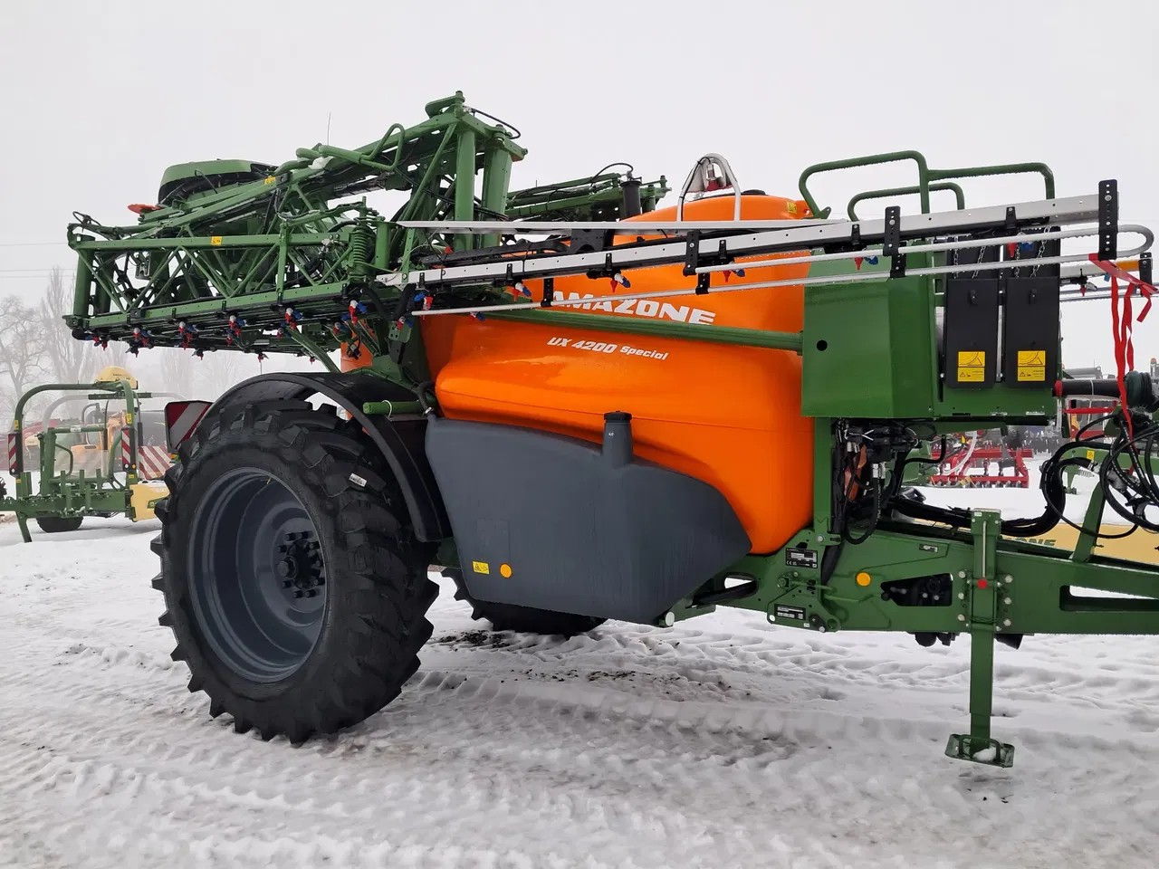 2026 Amazone UX 4200, dovoz Skladom v EÚ — foto 1