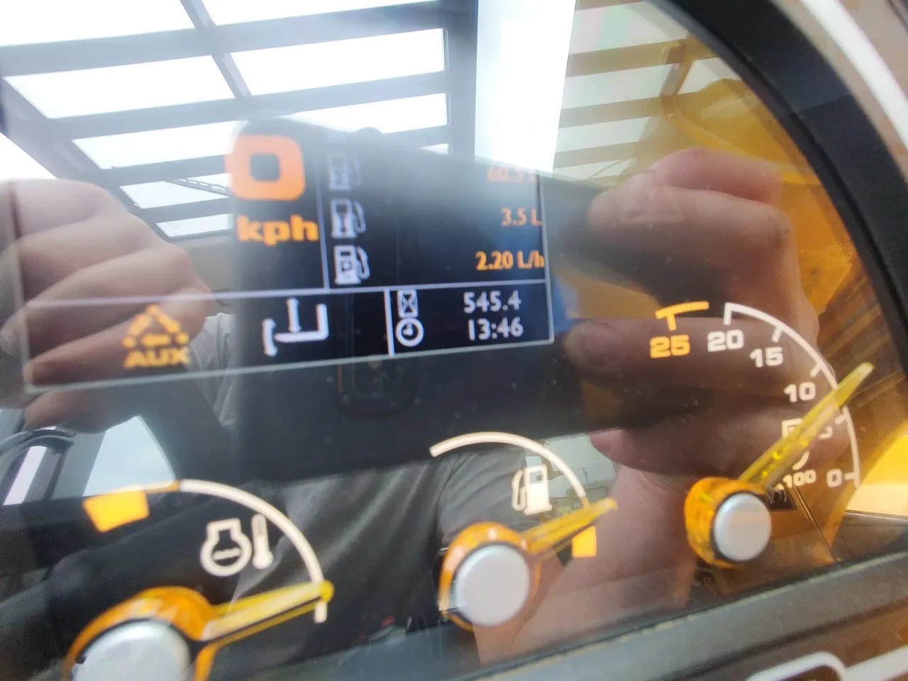 2021 JCB 531 - 70, 545 mth, dovoz Skladom v EÚ — foto 12 z 15