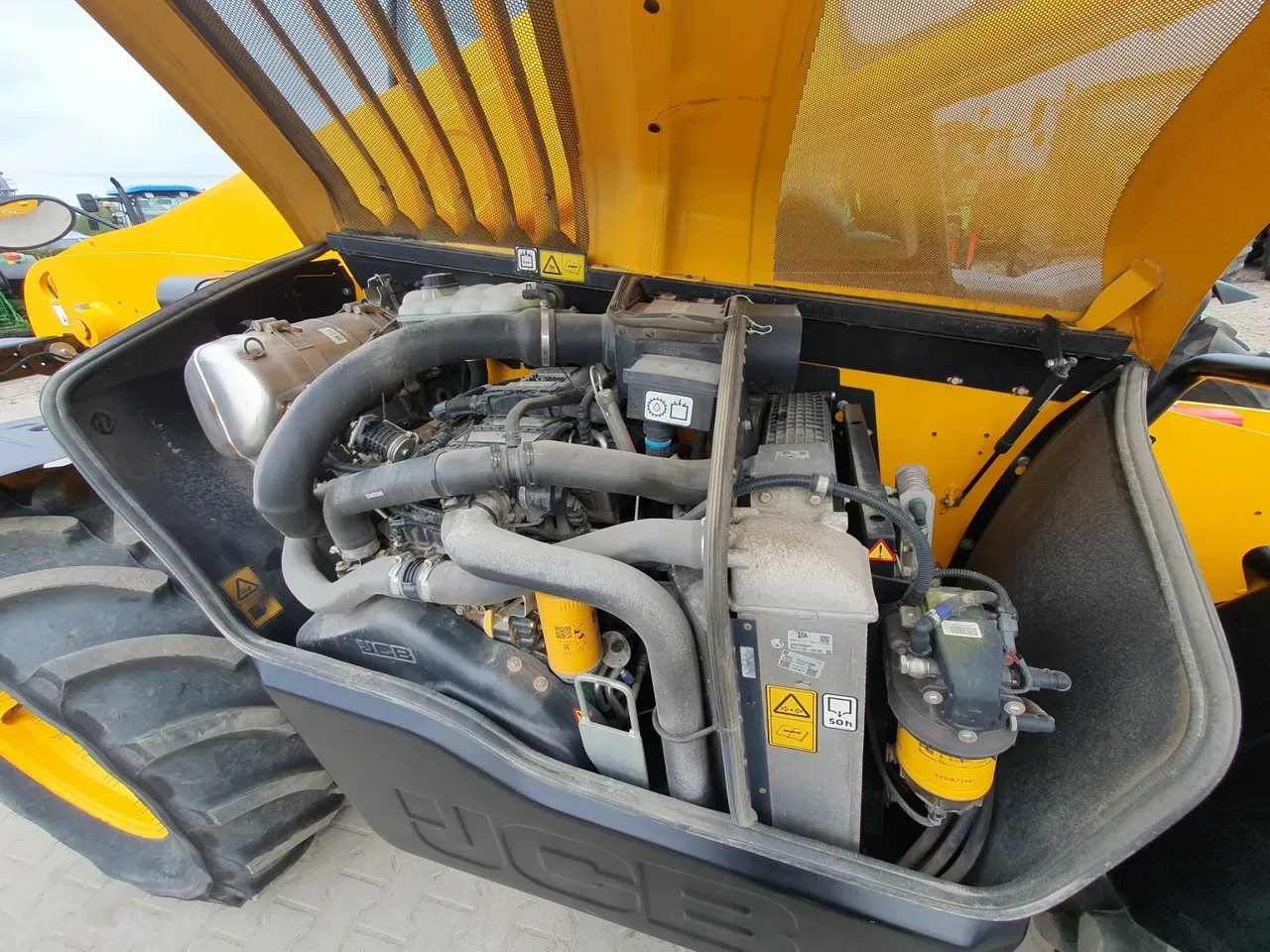 2021 JCB 531 - 70, 545 mth, dovoz Skladom v EÚ — foto 15 z 15