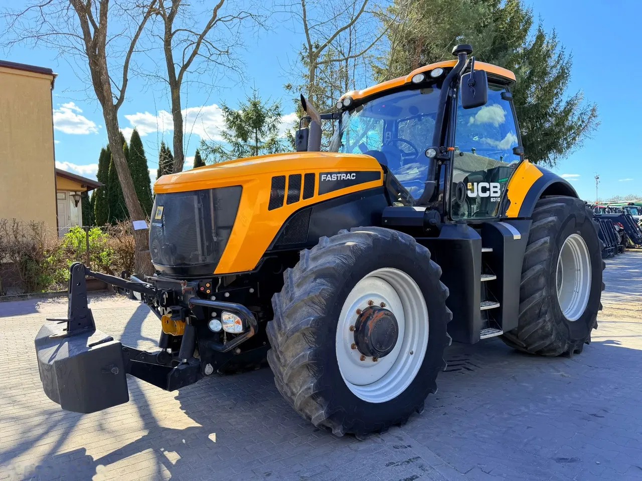 2015 JCB Fastrac 8310, 5 827 mth, dovoz Skladom v EÚ — foto 11 z 24