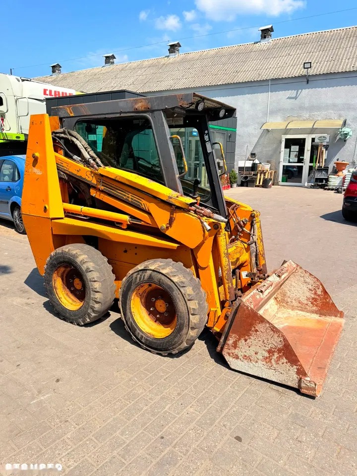 2000 Case Ih 1840, dovoz Skladom v EÚ — foto 1