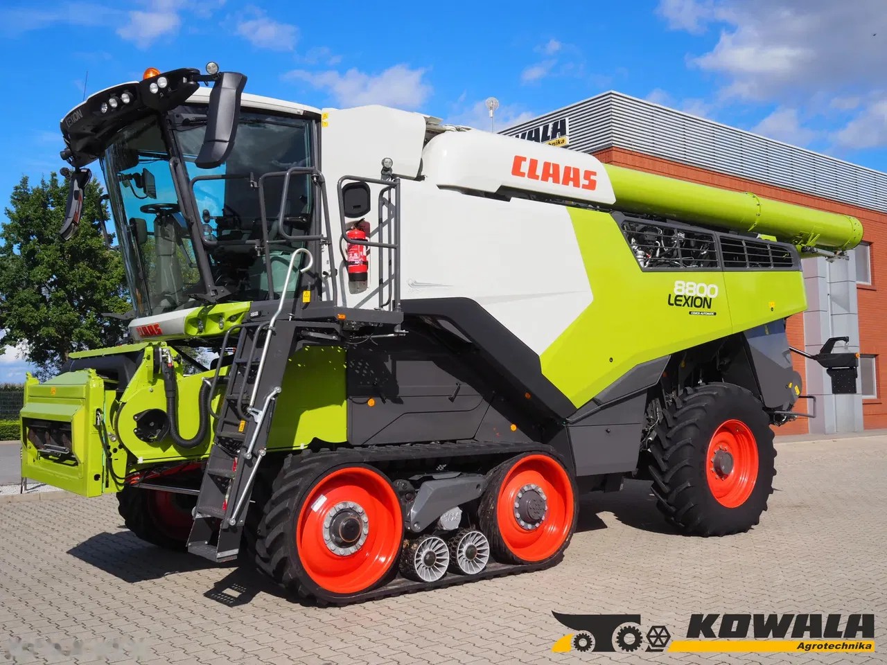 2024 Claas LEXION, 974 mth, dovoz Skladom v EÚ — foto 1 | AMECAR 2024 Claas LEXION, 974 mth, dovoz Skladom v EÚ — foto 1