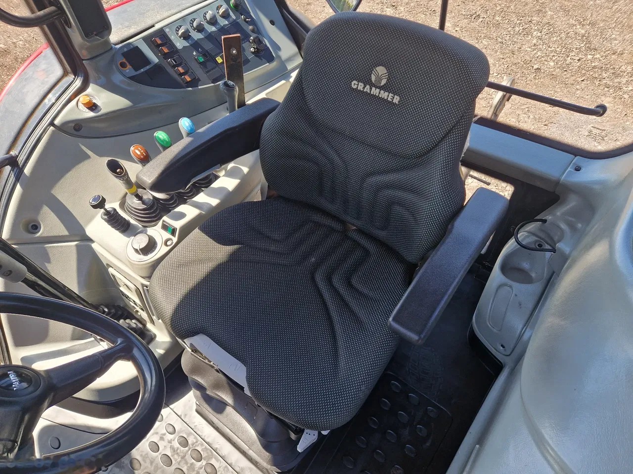 2008 Valtra T121 HiTech, 12 770 mth, dovoz Skladom v EÚ — foto 13 z 24
