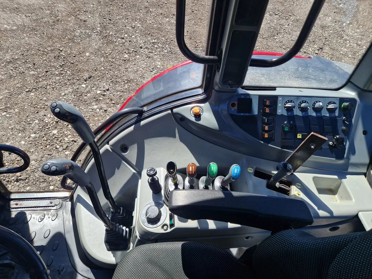 2008 Valtra T121 HiTech, 12 770 mth, dovoz Skladom v EÚ — foto 8 z 24