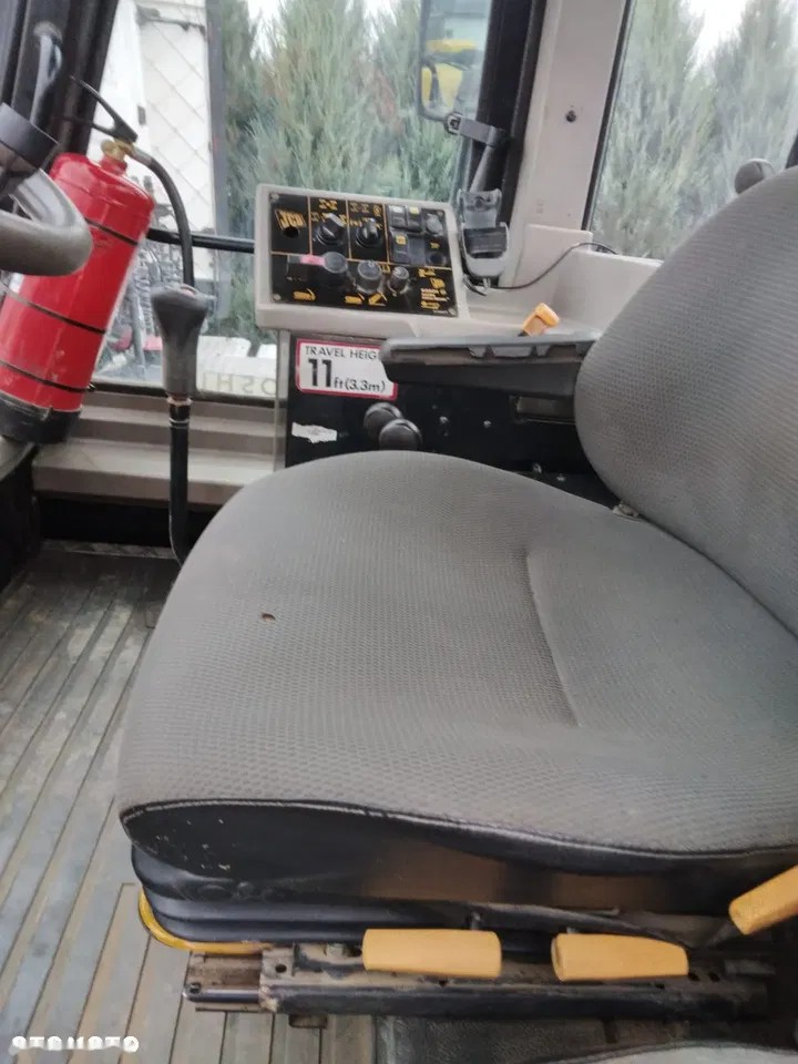 2004 JCB Fastrac 3155, 6 800 mth, dovoz Skladom v EÚ — foto 4 z 9
