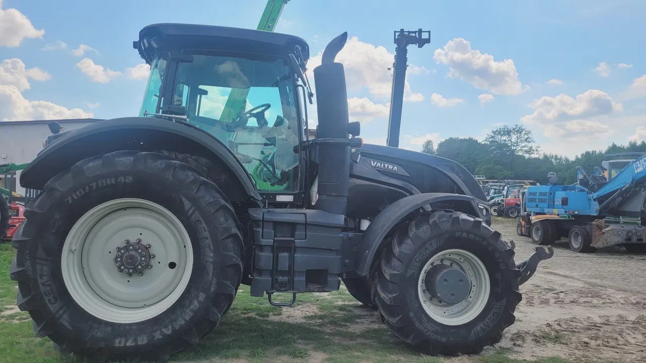2016 Valtra S274, 1 076 mth, dovoz Skladom v EÚ — foto 6 z 19
