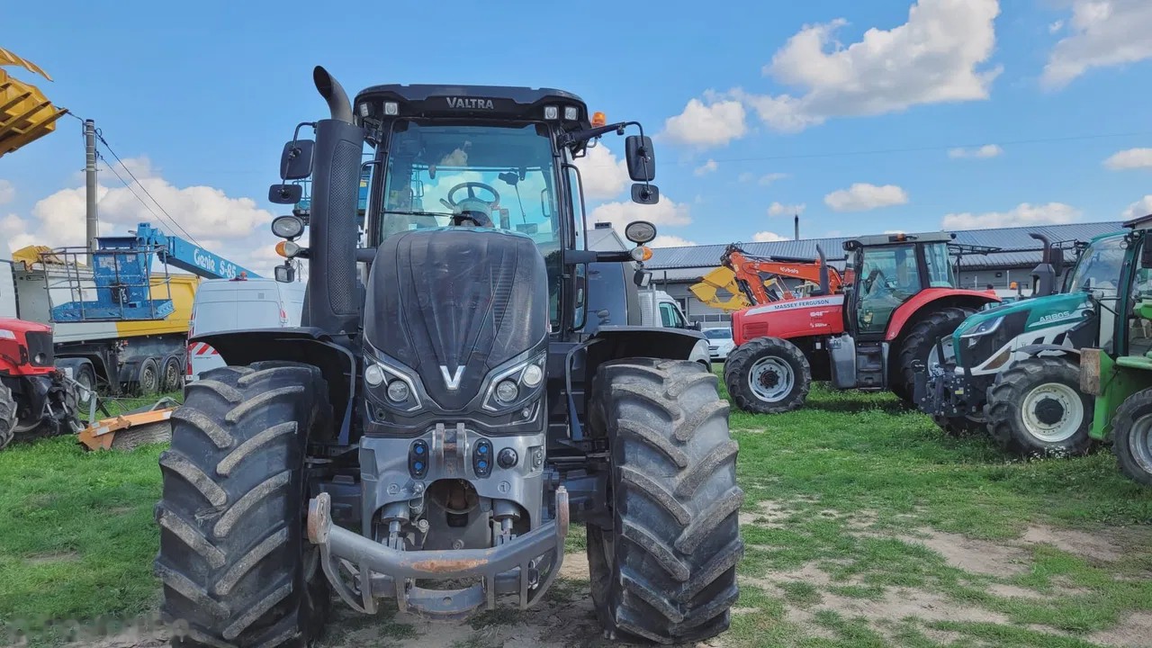 2016 Valtra S274, 1 076 mth, dovoz Skladom v EÚ — foto 8 z 19