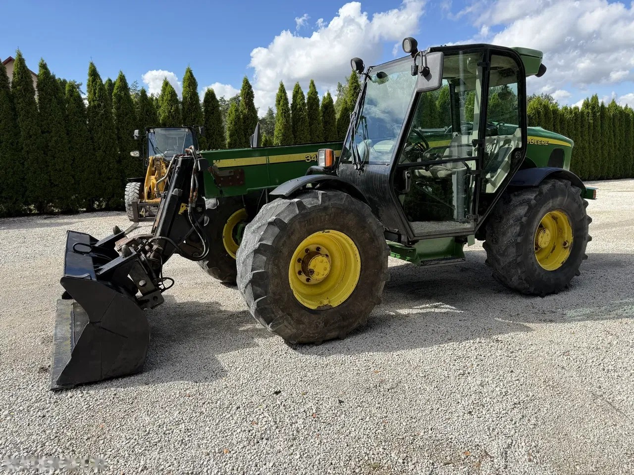 2004 John Deere 3420, 12 499 mth, dovoz Skladom v EÚ — foto 7 z 24