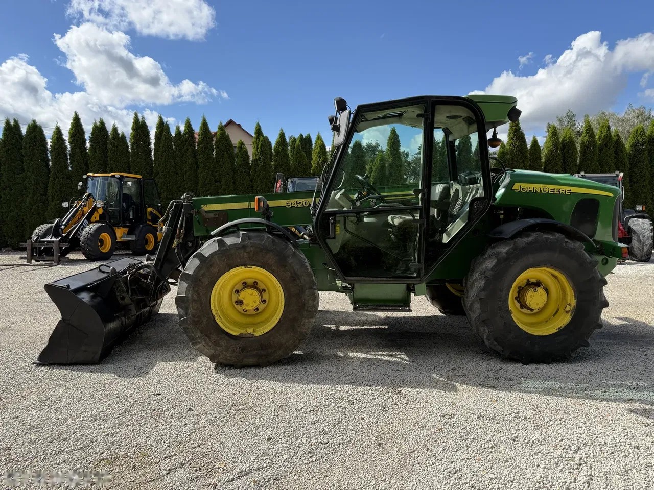 2004 John Deere 3420, 12 499 mth, dovoz Skladom v EÚ — foto 8 z 24