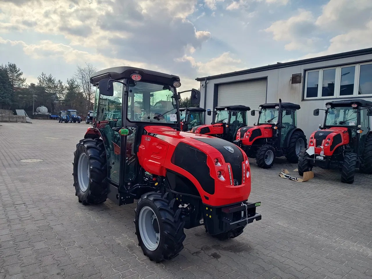 2026 Antonio Carraro AV 2.85N BASIC, 1 mth, dovoz Skladom v EÚ — foto 2 z 20