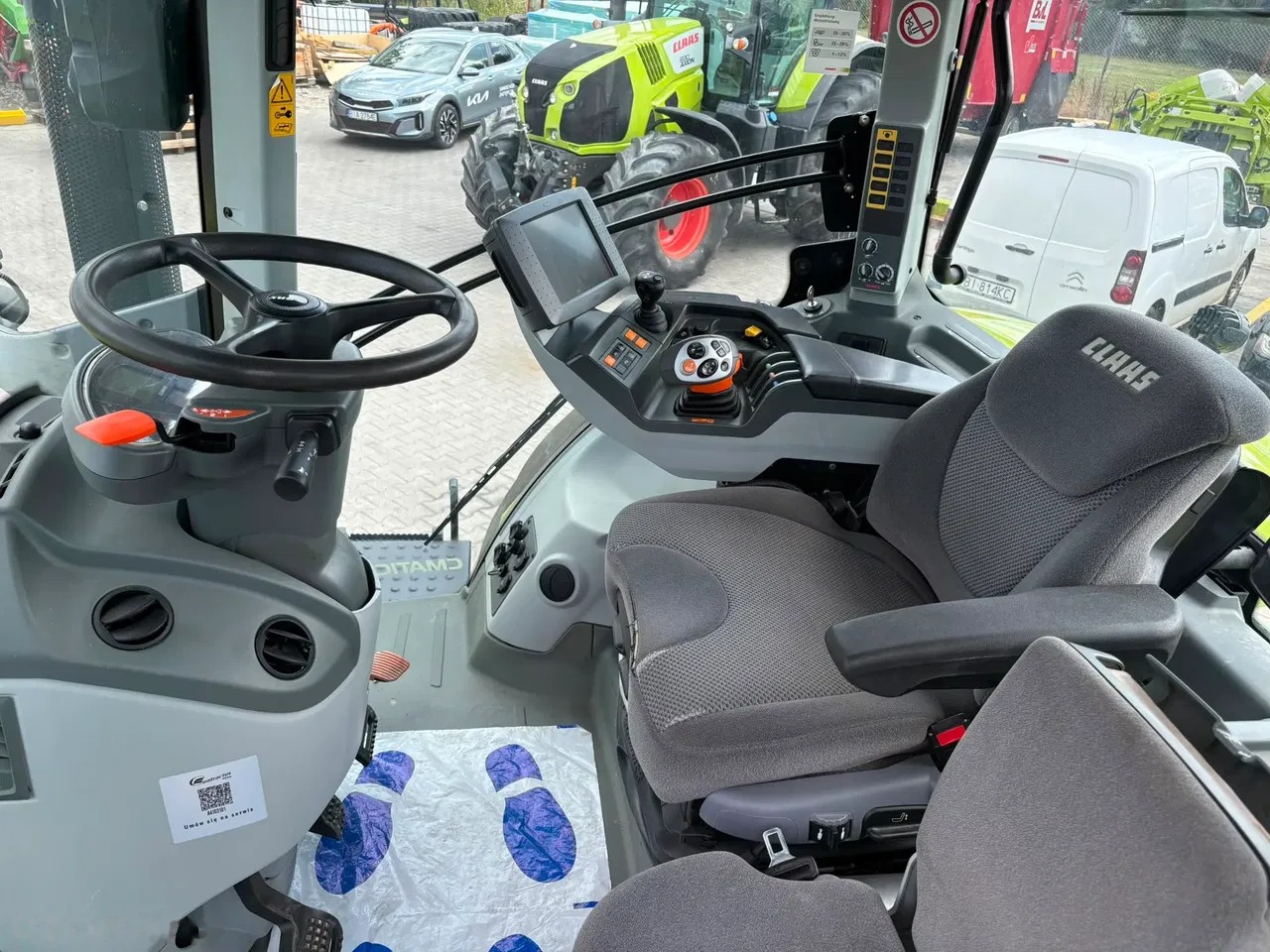 2018 Claas AXION 830 CMATIC, 4 755 mth, dovoz Skladom v EÚ — foto 16 z 24