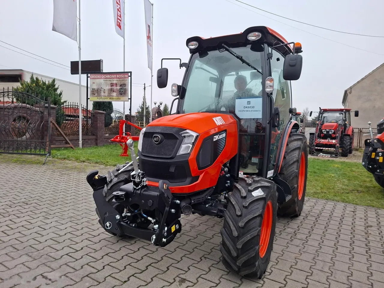 2025 Kioti DK6030C, 1 mth, dovoz Skladom v EÚ — foto 6 z 6