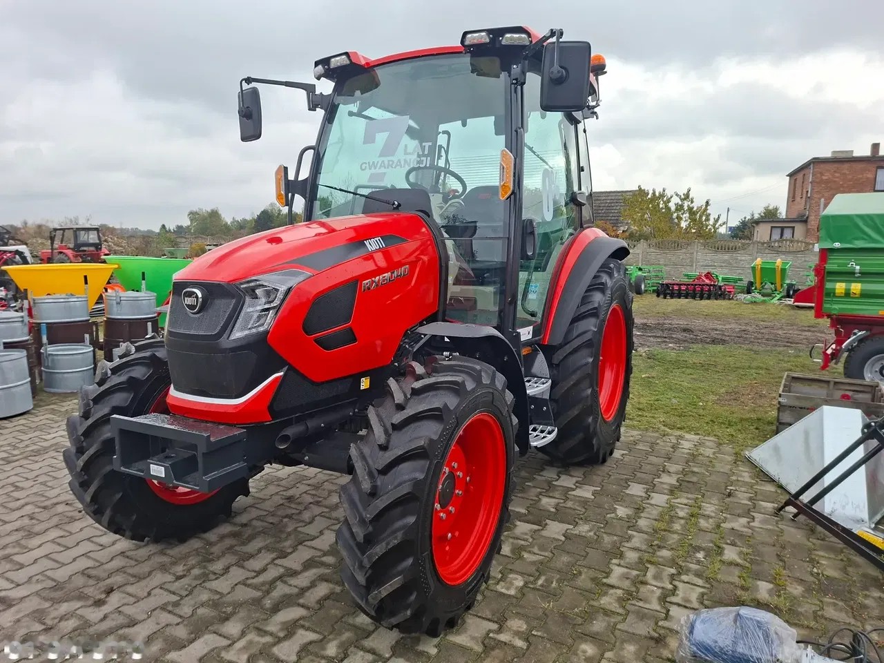 2025 Kioti RX8040, 2 mth, dovoz Skladom v EÚ — foto 2 z 13