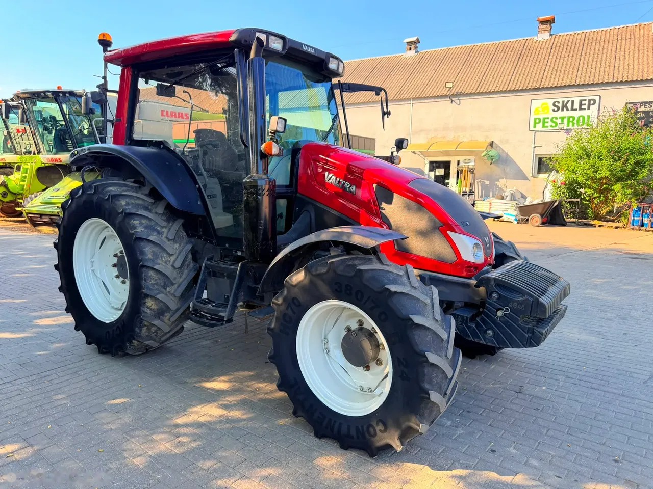 2014 Valtra N93 HiTech, 6 590 mth, dovoz Skladom v EÚ — foto 10 z 24
