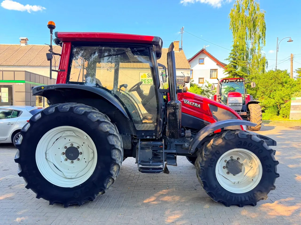 2014 Valtra N93 HiTech, 6 590 mth, dovoz Skladom v EÚ — foto 11 z 24
