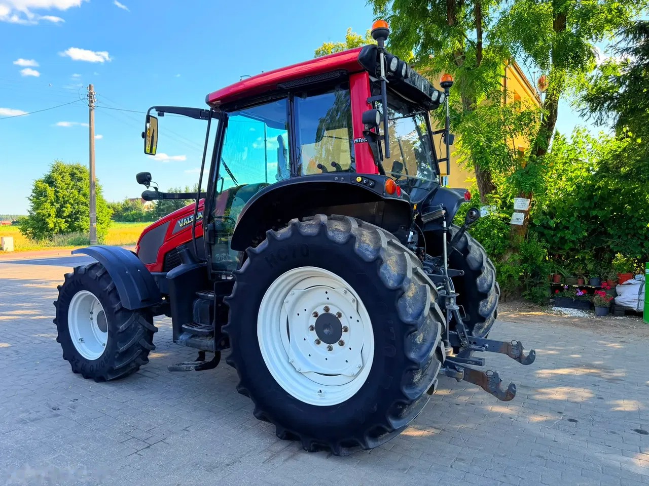 2014 Valtra N93 HiTech, 6 590 mth, dovoz Skladom v EÚ — foto 13 z 24