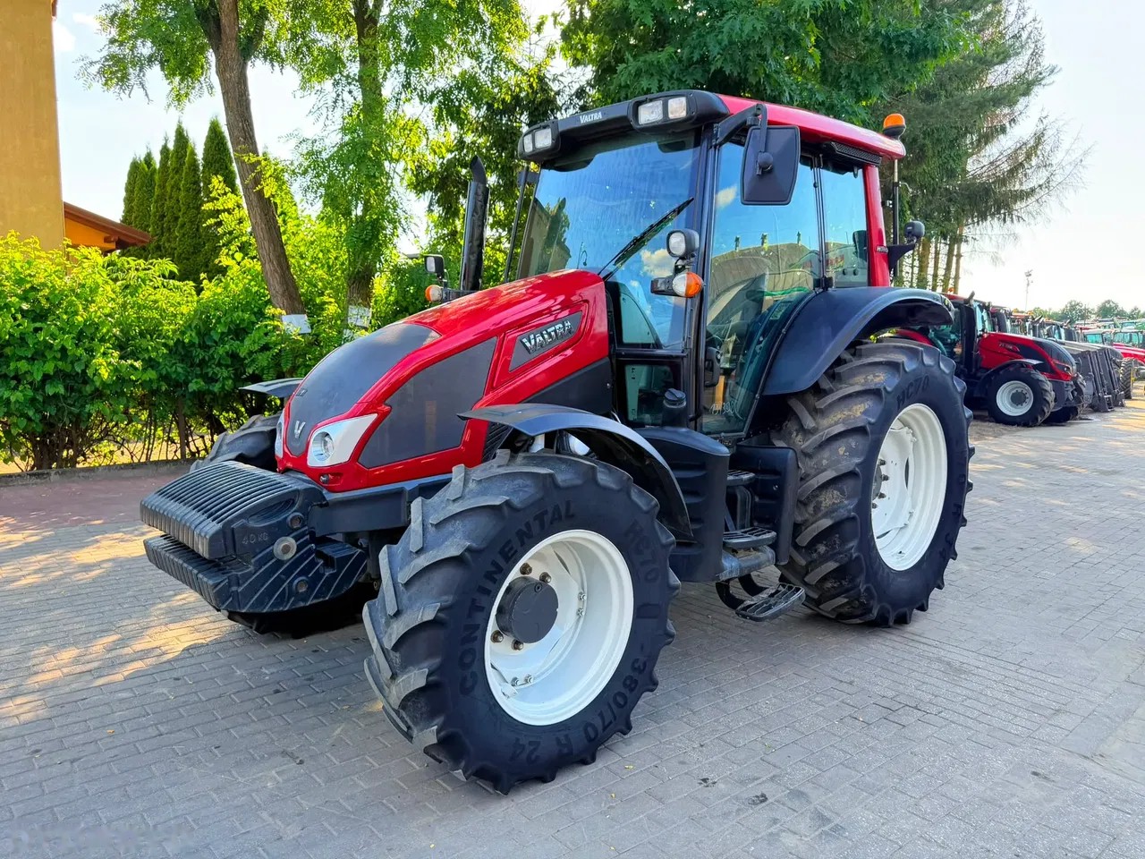2014 Valtra N93 HiTech, 6 590 mth, dovoz Skladom v EÚ — foto 2 z 24