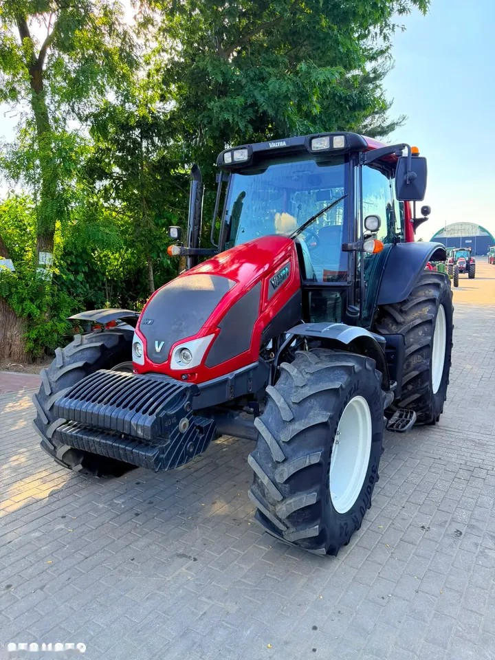 2014 Valtra N93 HiTech, 6 590 mth, dovoz Skladom v EÚ — foto 6 z 24
