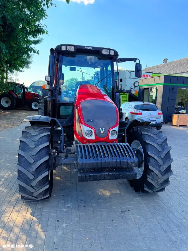 2014 Valtra N93 HiTech, 6 590 mth, dovoz Skladom v EÚ — foto 8 z 24