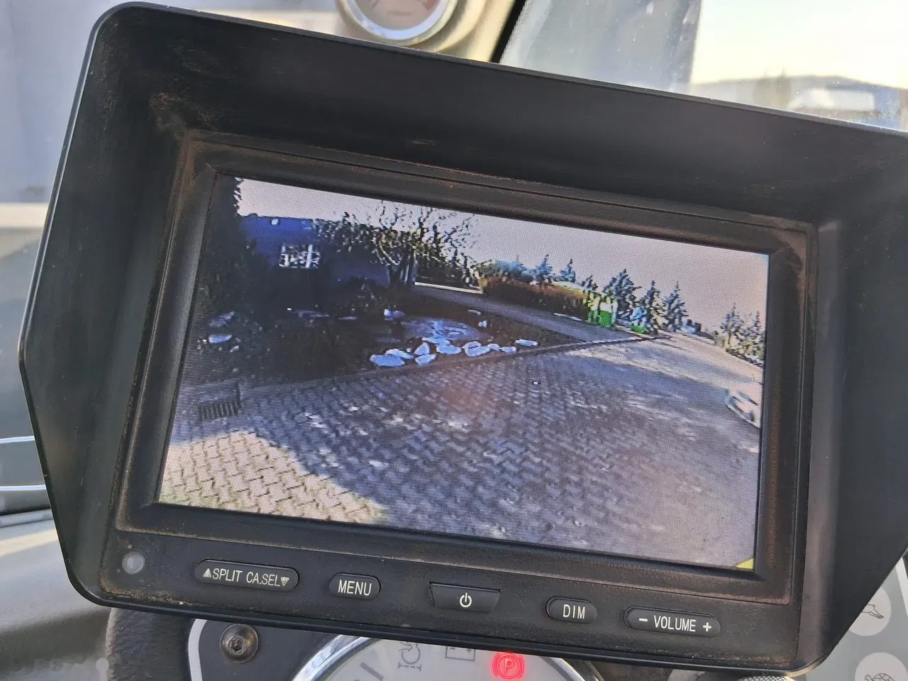 2015 Claas SCORPION 7050, 8 620 mth, dovoz Skladom v EÚ — foto 3 z 24